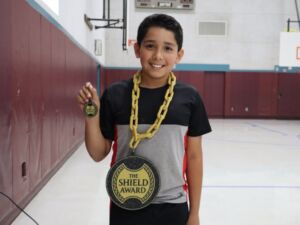 Pablo with mindset award